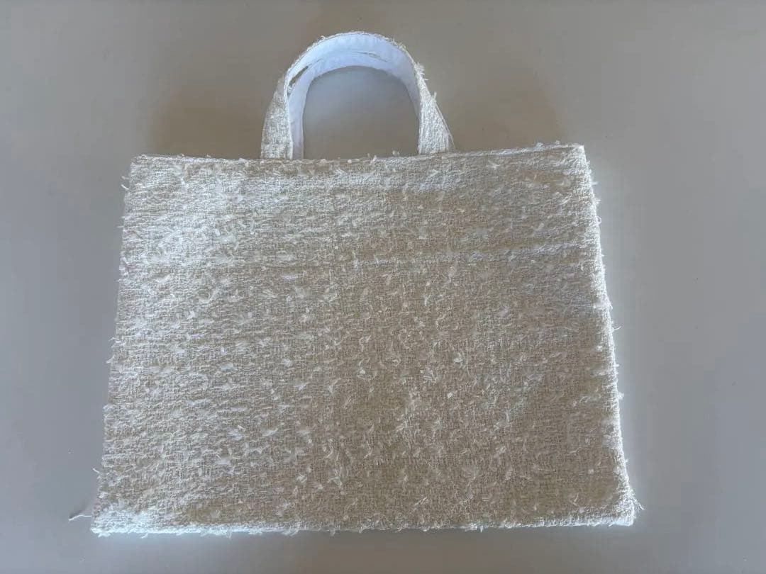 ツイードトートバッグ　レッスンバック　ホワイト