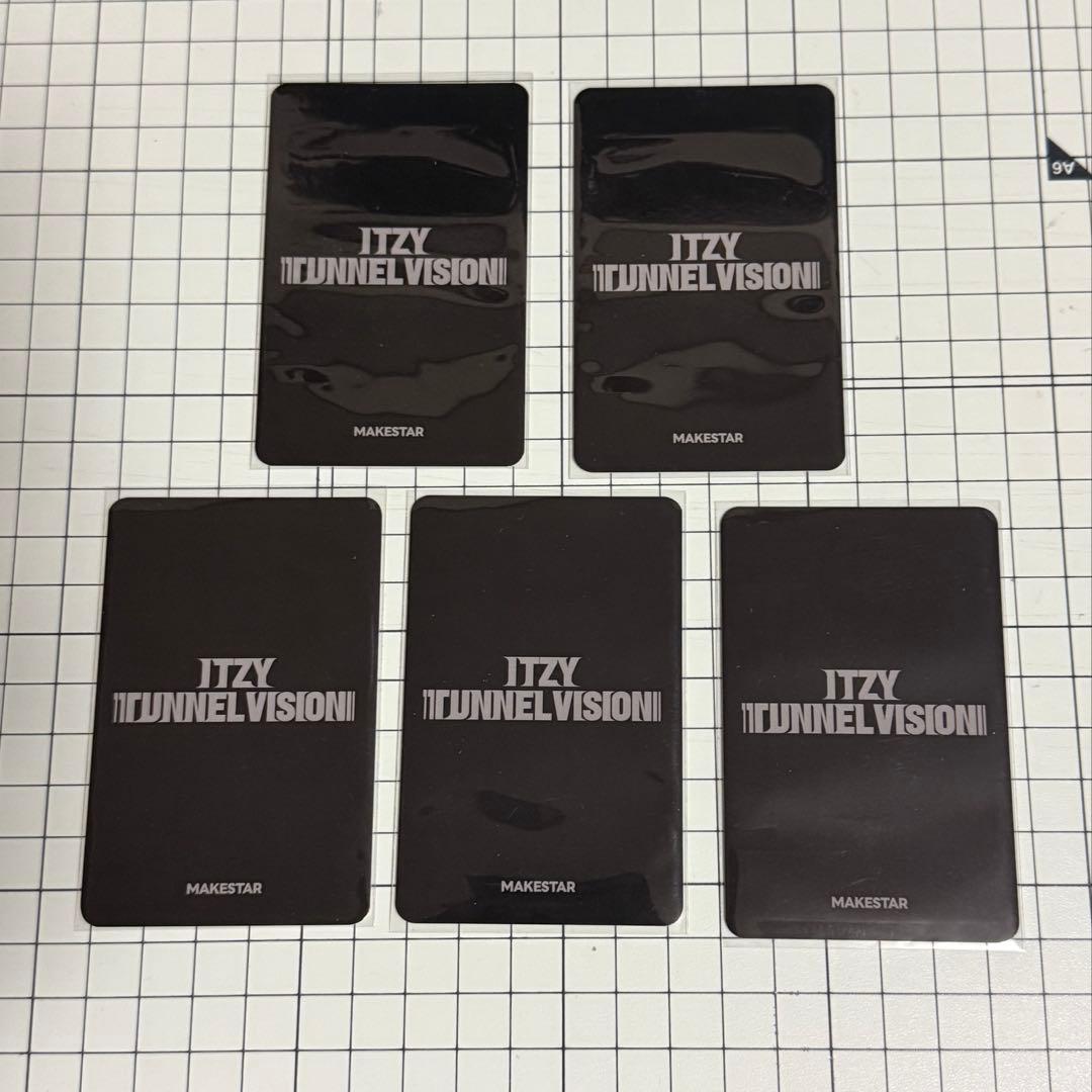 ITZY TNVS MAKESTAR 黒猫ver