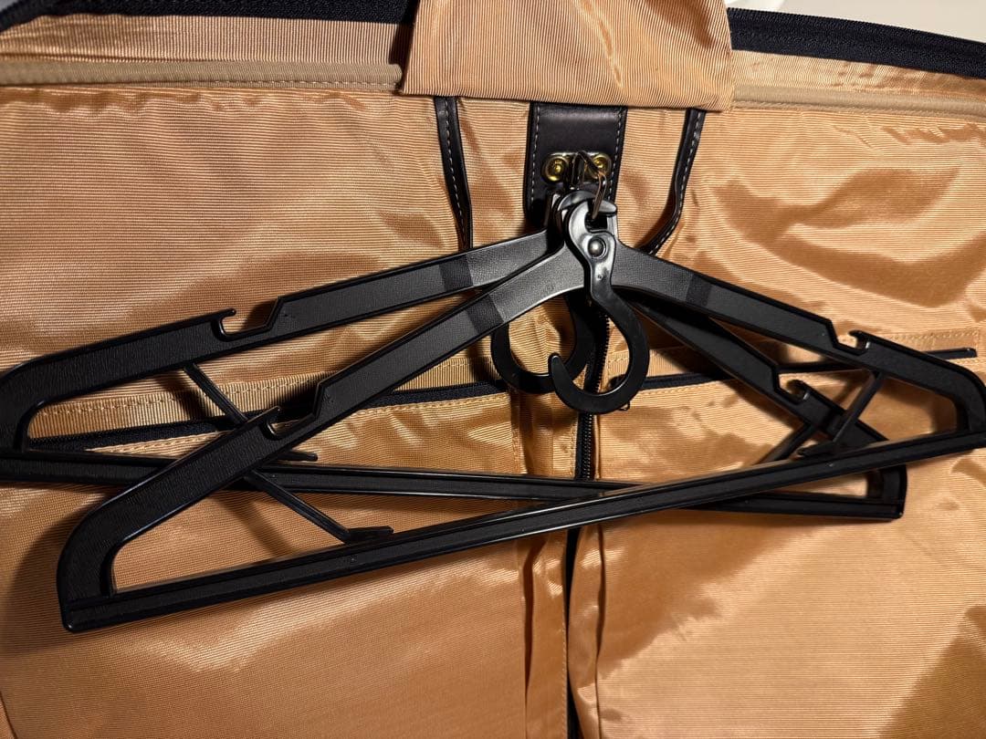 吉田カバン牛革ガーメントバック