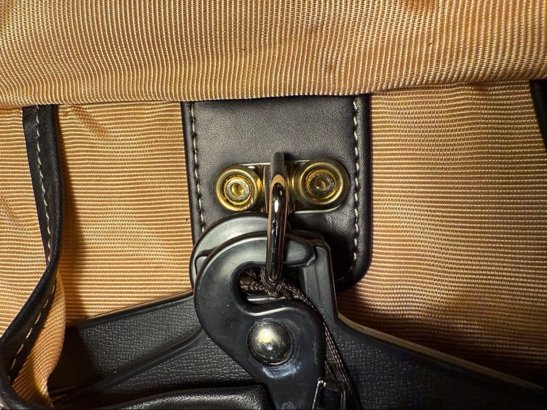 吉田カバン牛革ガーメントバック