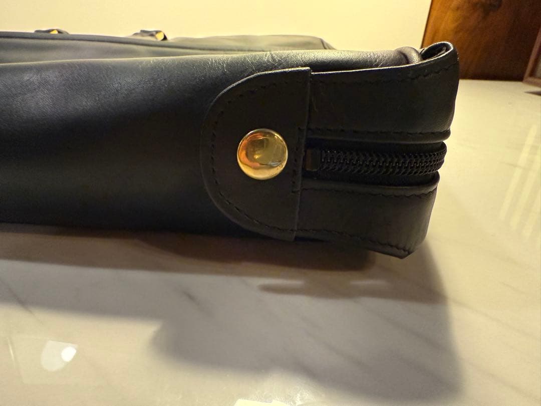 吉田カバン牛革ガーメントバック