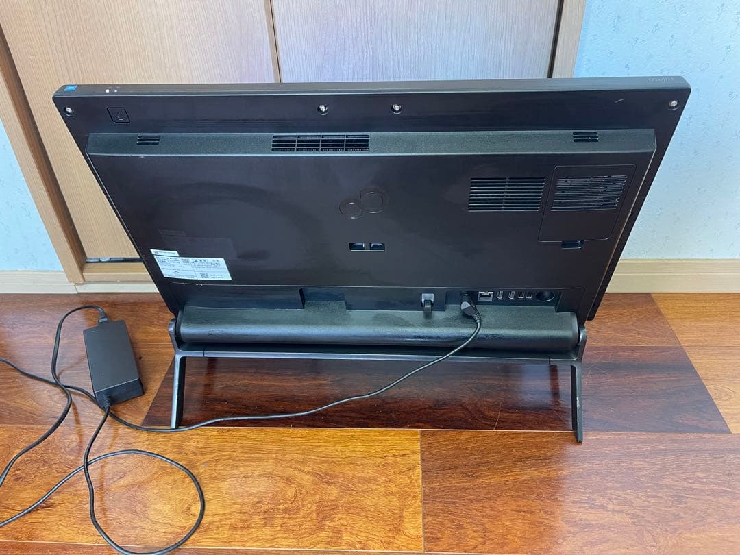 FUJITSU ESPRIMO WF1/H3 2024年