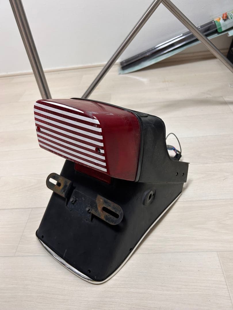 ゼファー400純正フェンダー　テールランプ　セット