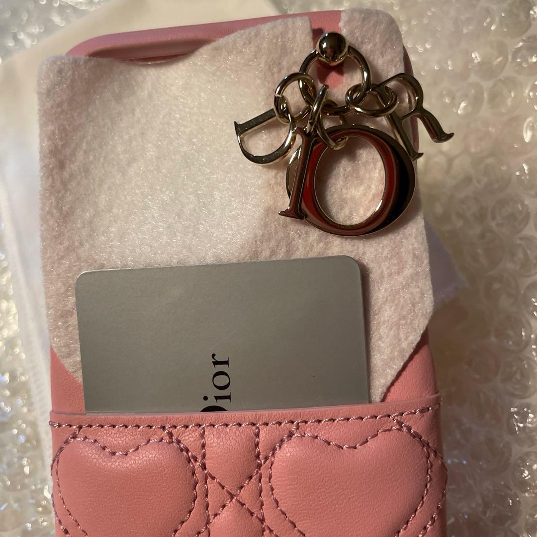 DIOR ディオール　ハート　キルティング　iPhone15pro ケース