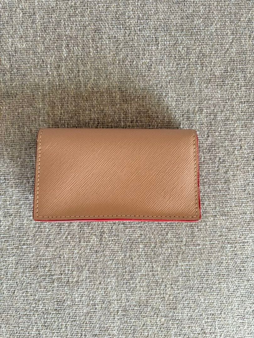 【ほぼ新品】MARNI マルニ　レザーカードケース・名刺入れ　ピンク