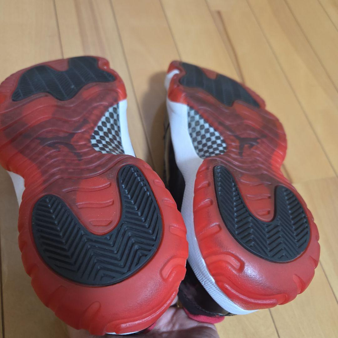 専用NIKE AIR JORDAN 11 RETRO LOW BRED