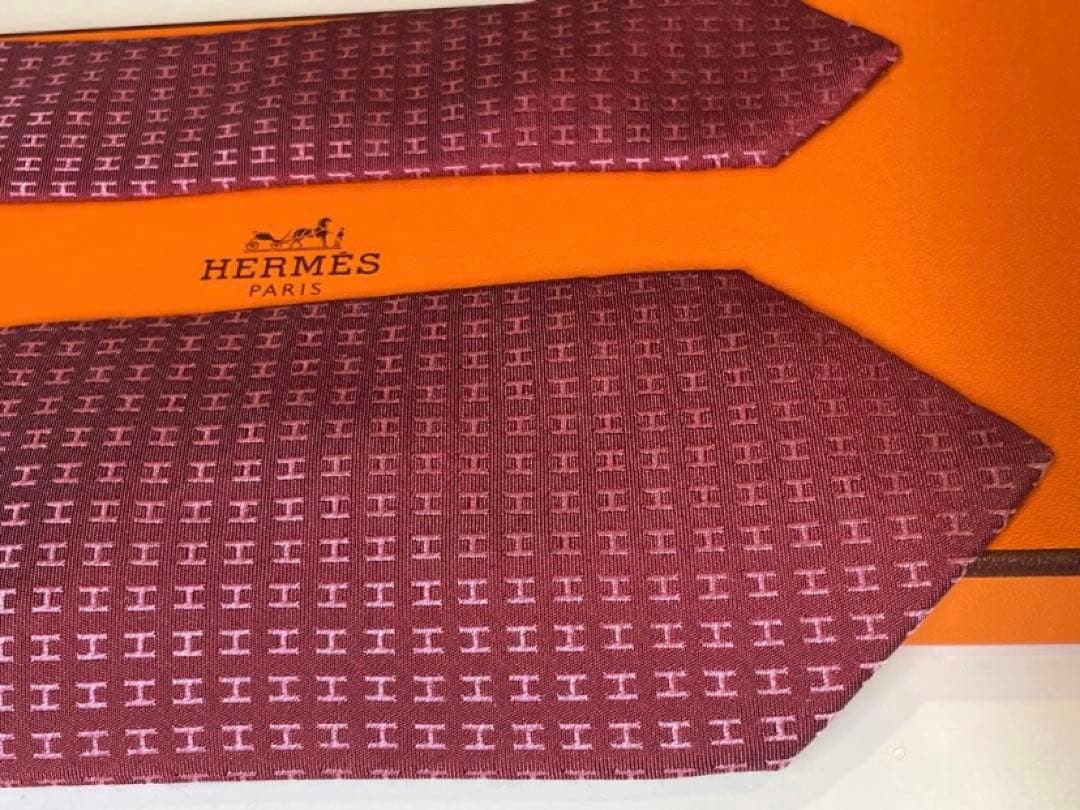 【極美品】HERMES バーガンディ H総柄ネクタイ　結婚式向け
