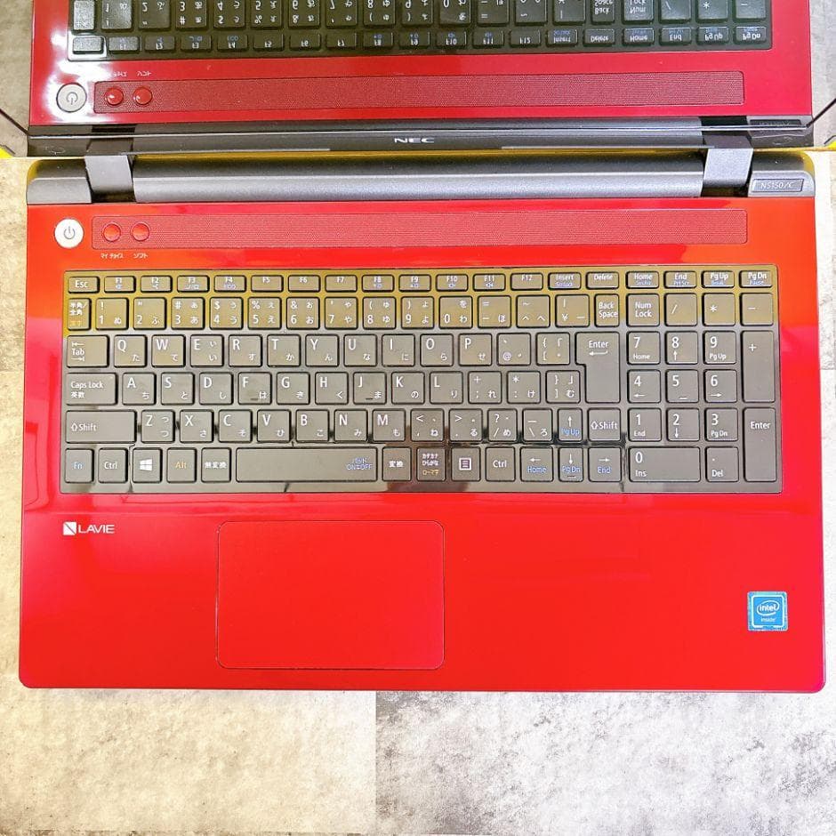 かわいい赤❣SSD搭載で快適✨Win11薄型カメラ付きノートパソコン 仕事や趣味