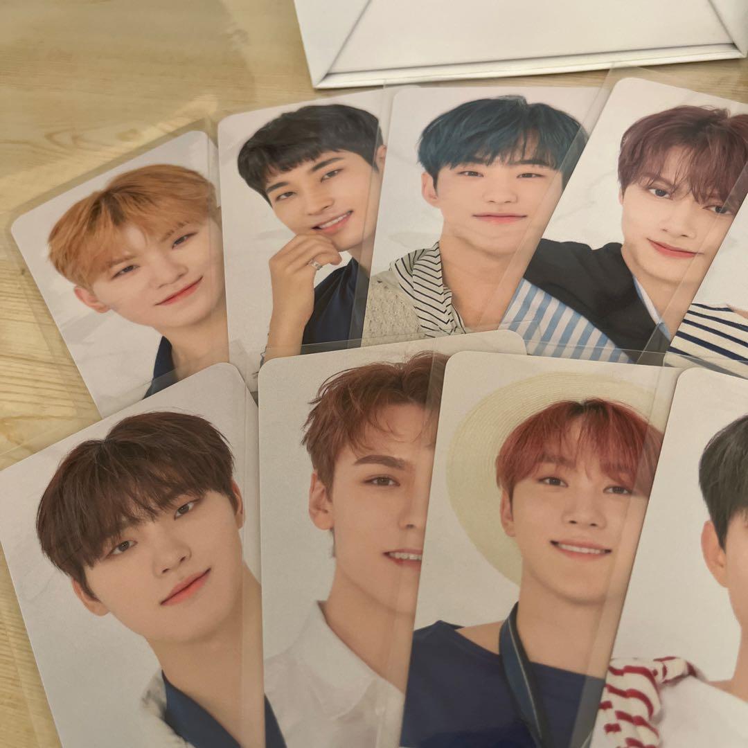 SEVENTEEN 24Hの時計とトレカ