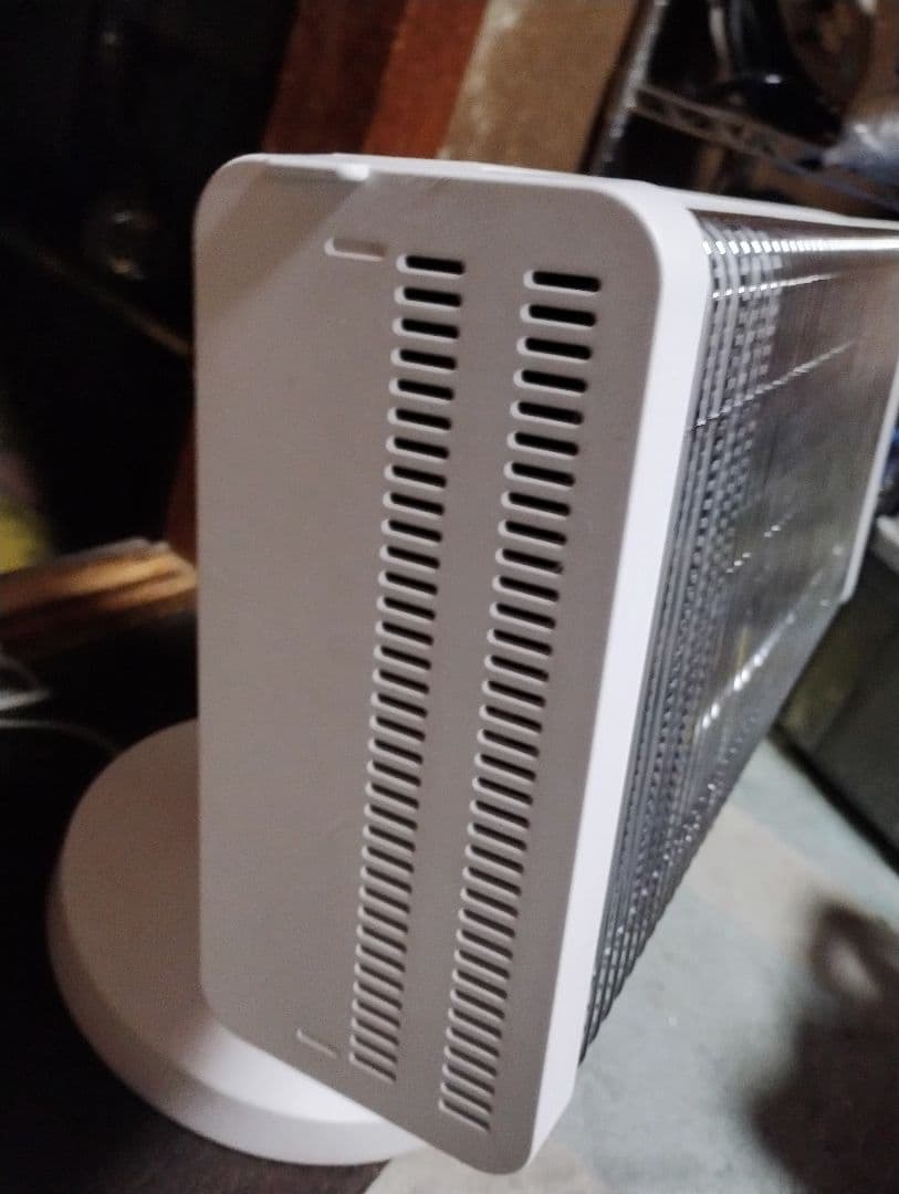 DAIKIN セラムヒート　遠赤外線ストーブ　ERFT11VS-W