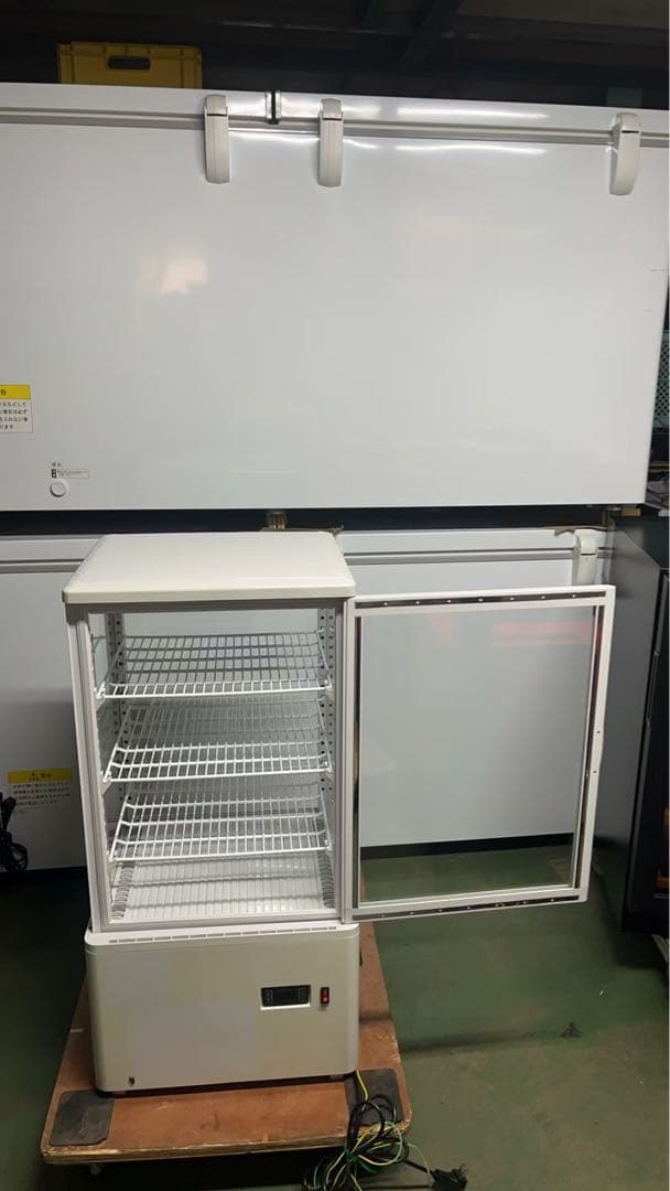 ②ヒジル4面ガラス冷蔵ショーケース 2020年 70L