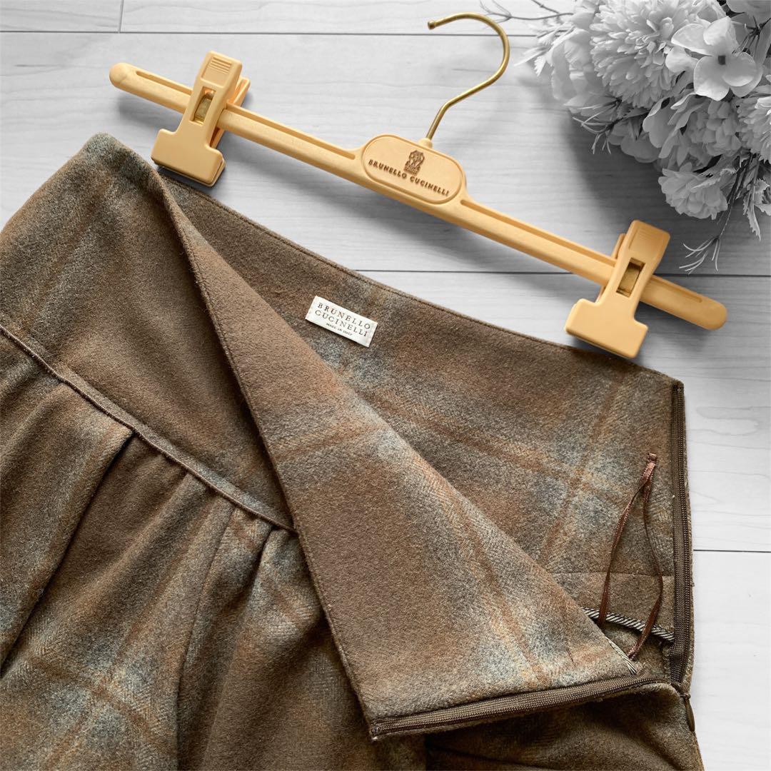 Brunello Cucinelli 厚手 オータムチェックのひざ上フレア