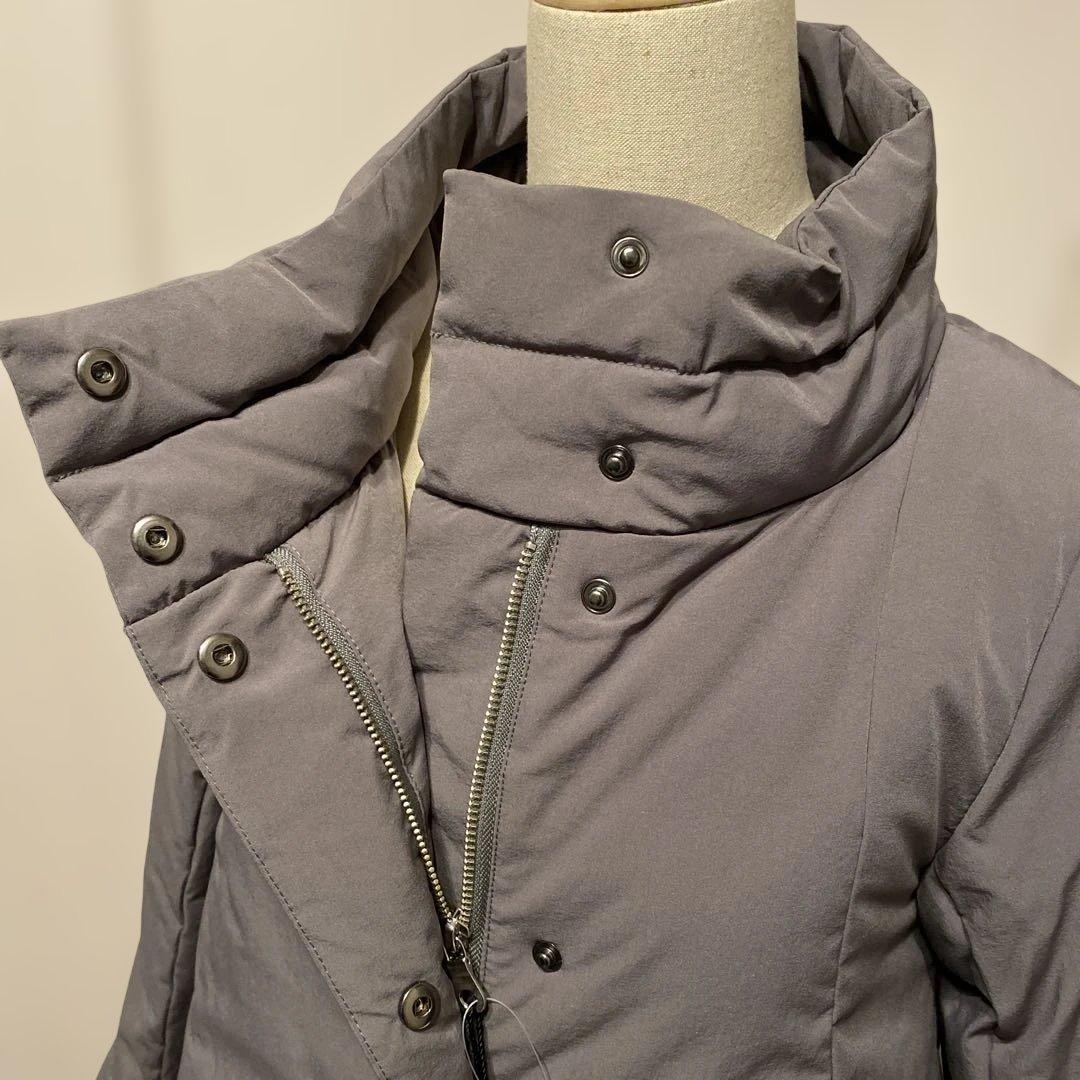 【新品タグ付:バーニーズNY】ダウンジャケット ハイネック、試着のみ