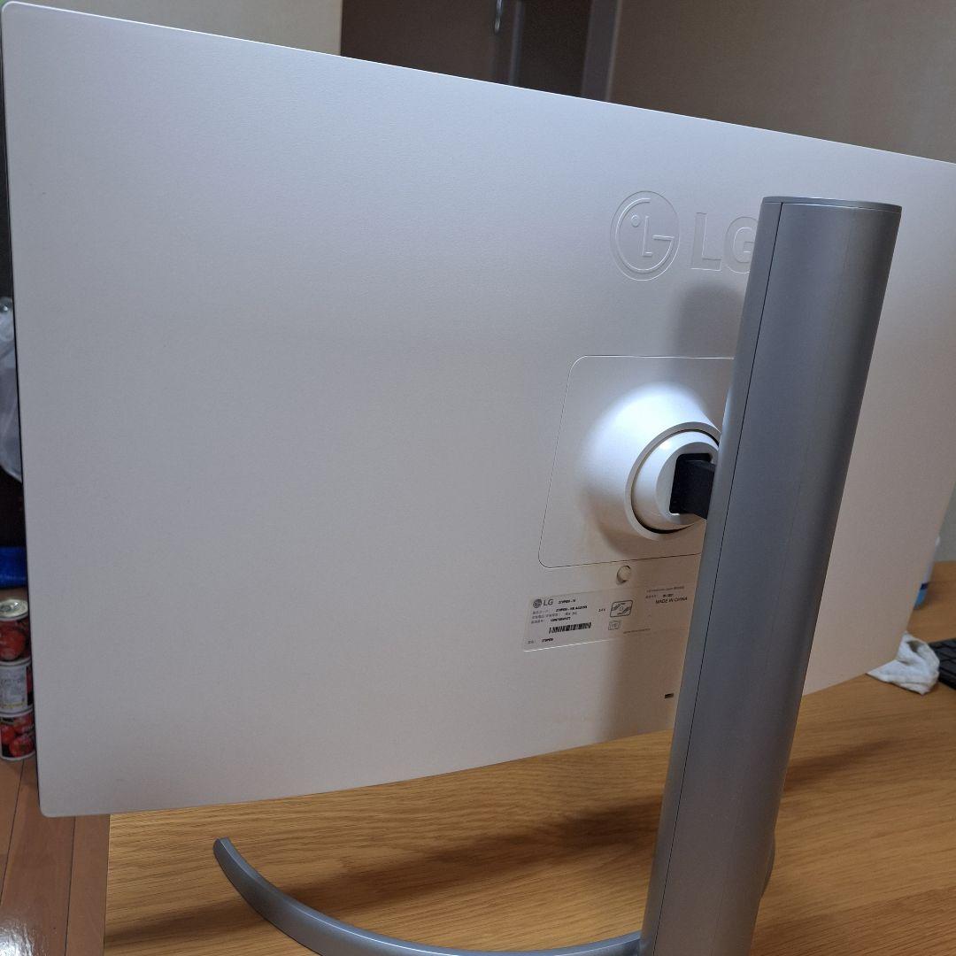 美品 LG 27UP650 UHD Monitor 27型 4Kモニター