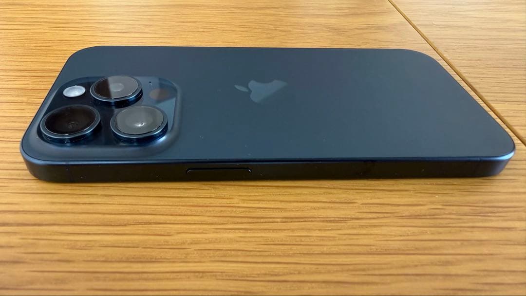 Apple iPhone 15 Pro 128GB 香港版物理デュアルSIM