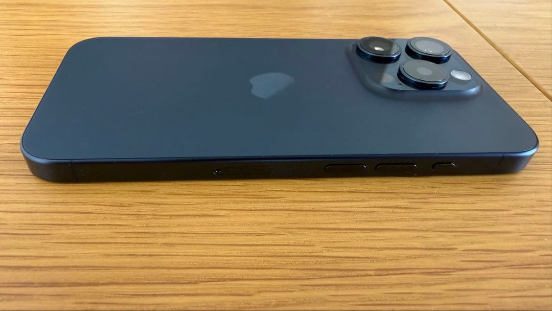 Apple iPhone 15 Pro 128GB 香港版物理デュアルSIM