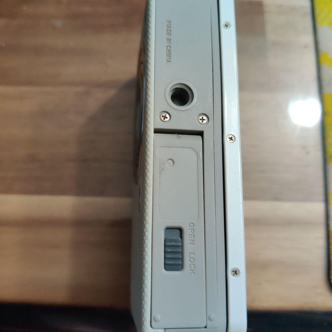 CASIO ZR50　EXILIM ホワイト コンパクトデジタルカメラ