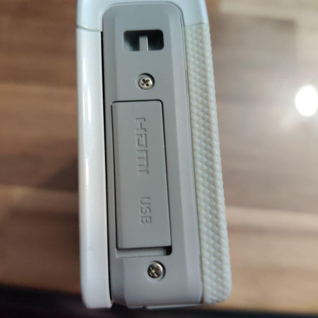 CASIO ZR50　EXILIM ホワイト コンパクトデジタルカメラ