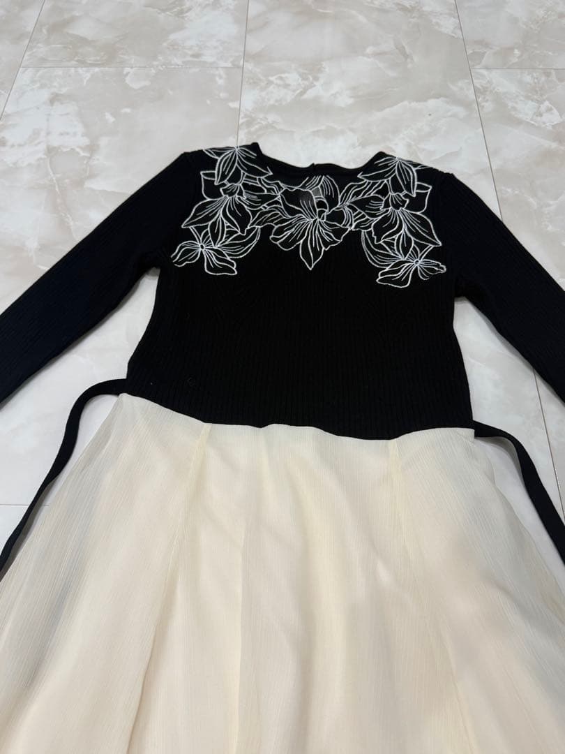 【新品タグ付】Rirandtureデコルテレースドッキングワンピース 2