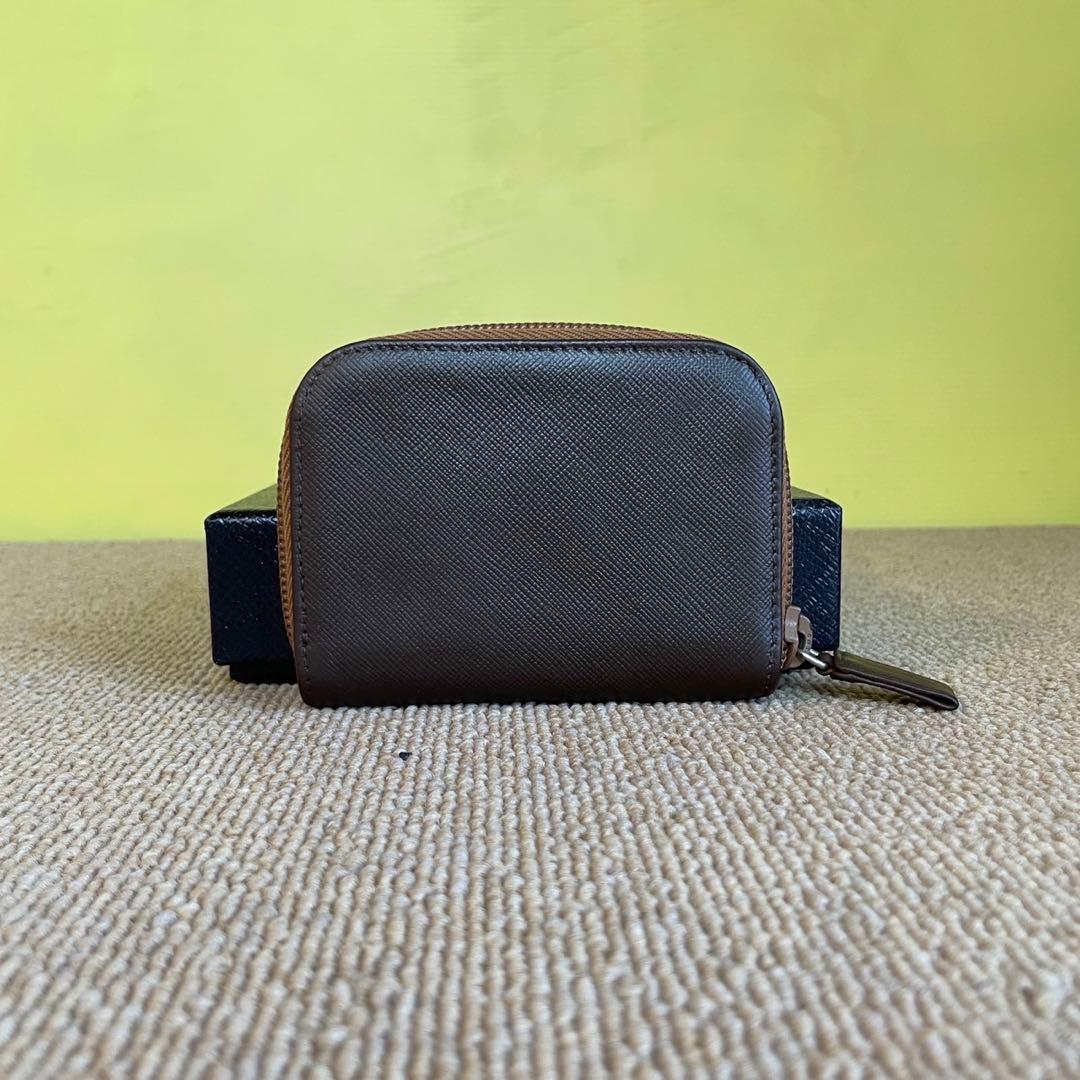 正規品❤️極美品⭐️プラダ長財布 PRADA コンパクト　ラウンドファスナー　財布