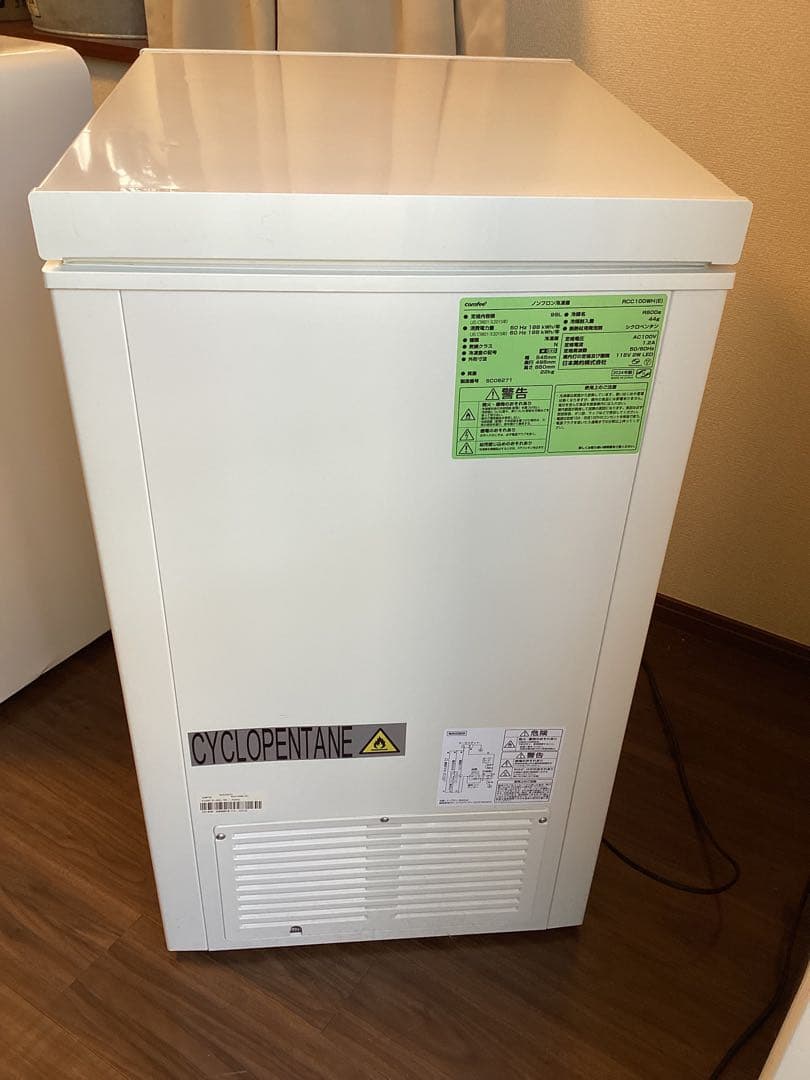 【中古】コンフィー 小型冷凍庫 99L 2024年式 RCC100WH