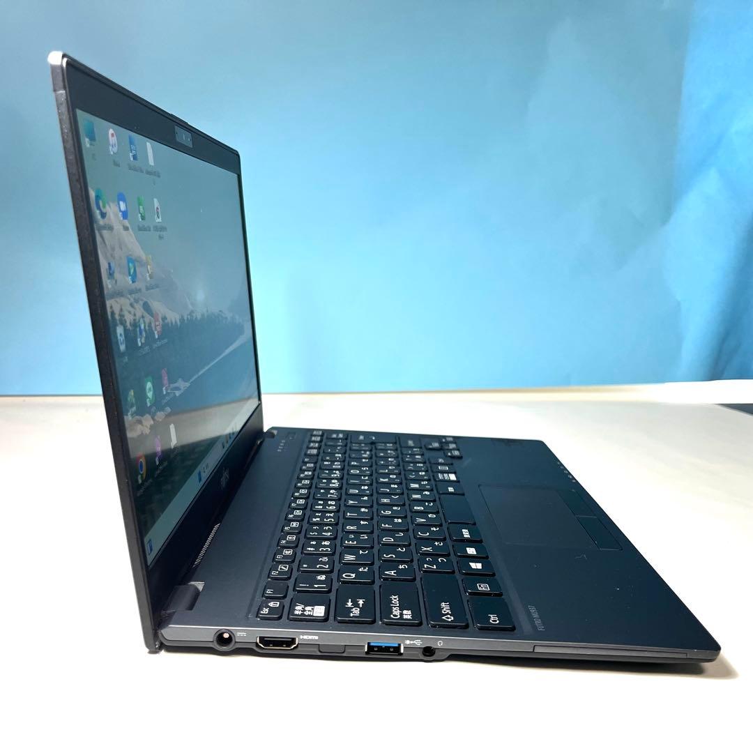 ☆超軽量薄型持ち運び楽々☆SSD搭載快速！届いてすぐ使える富士通ノートパソコン