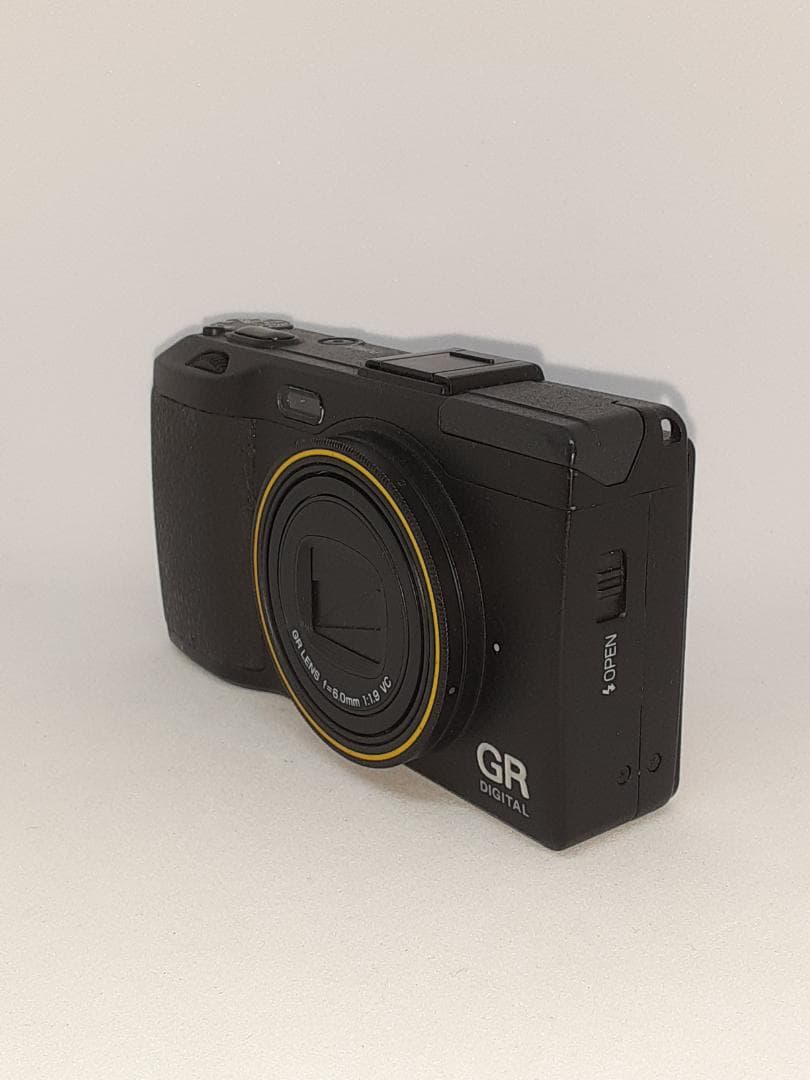 リコー RICOH GR DIGITAL Ⅳ シャッター数1645回 デジカメ