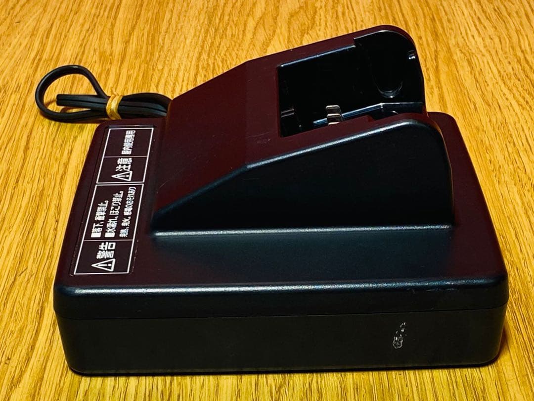 (22) Panasonic 電動自転車用充電器 NKJ074Z2