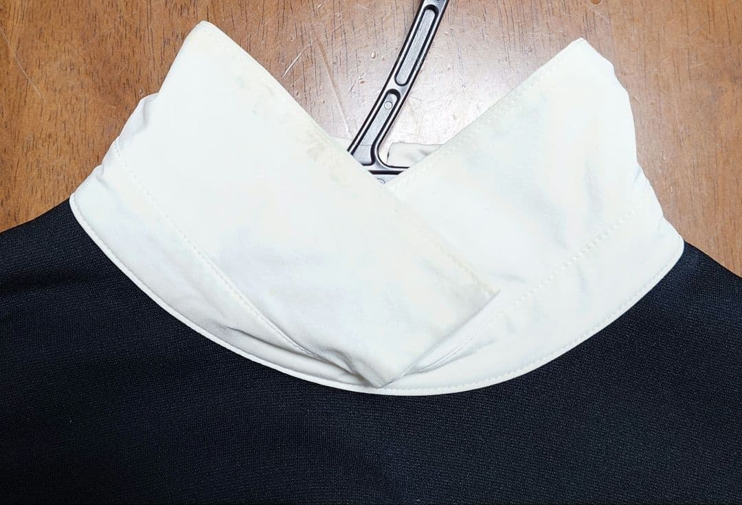 LE PHIL ルフィル スキューバダンボールブラウス 黒