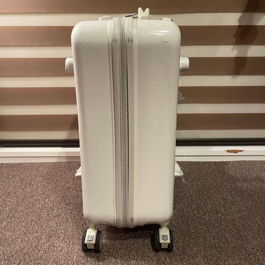 ノリッコ　NORICCO 子供が乗れるキッズキャリー キャリーケース　ベージュ