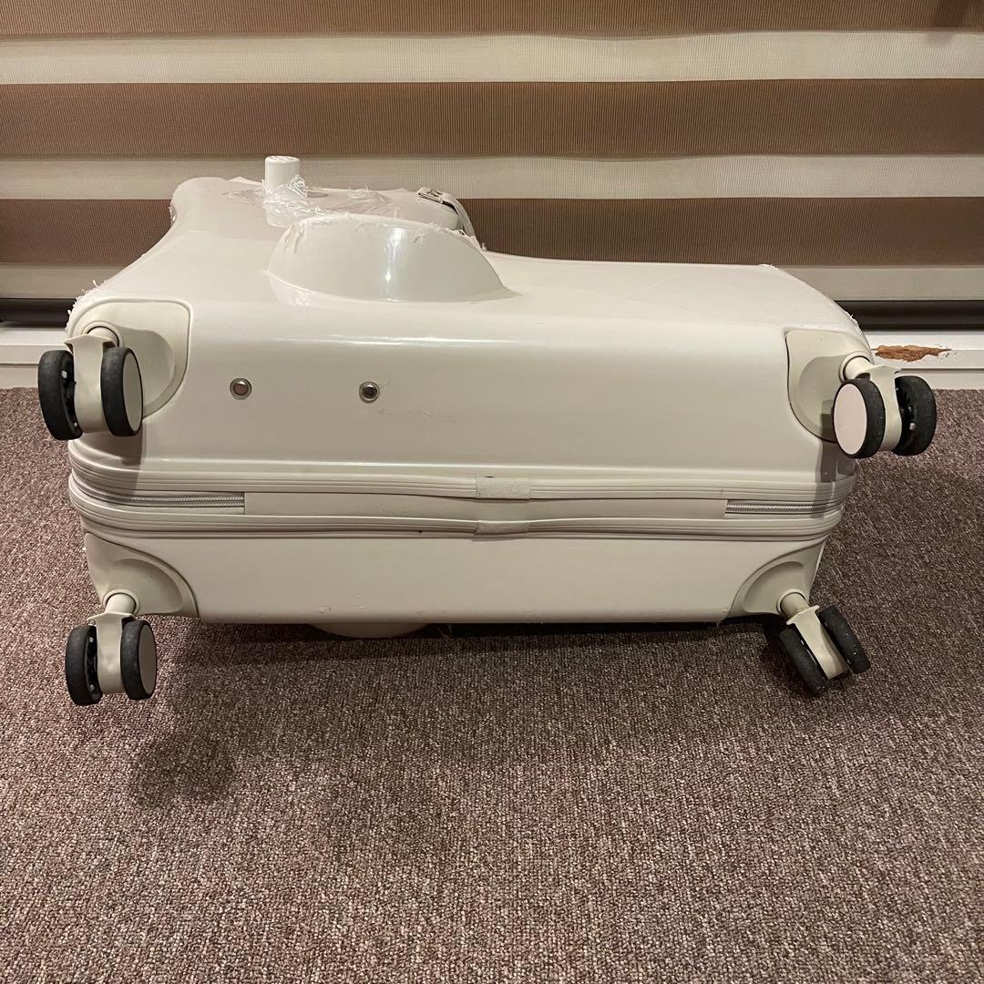 ノリッコ　NORICCO 子供が乗れるキッズキャリー キャリーケース　ベージュ