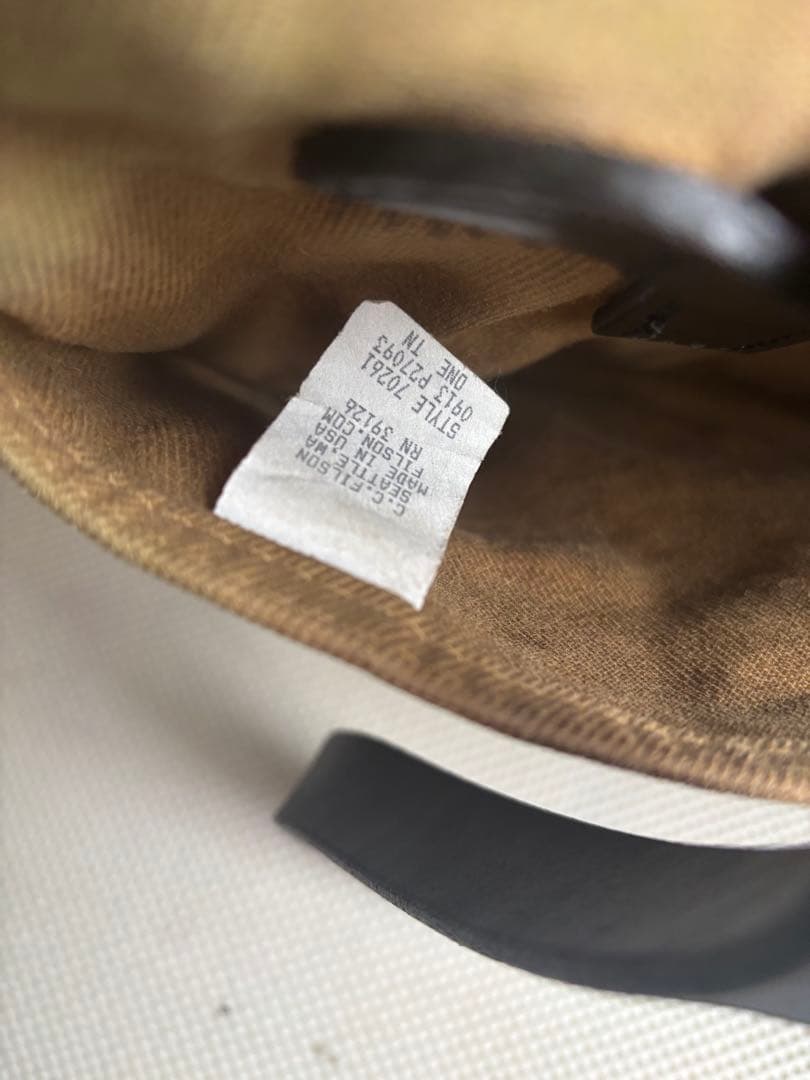 ピ*牧様 ベージュキャンバストートバッグfilson フィルソンラギッドツイル