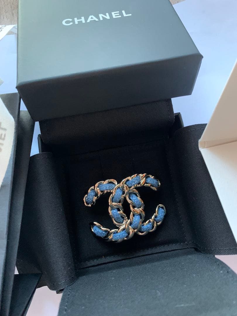 CHANEL シャネル　デニムブローチ　ココマーク　シルバー