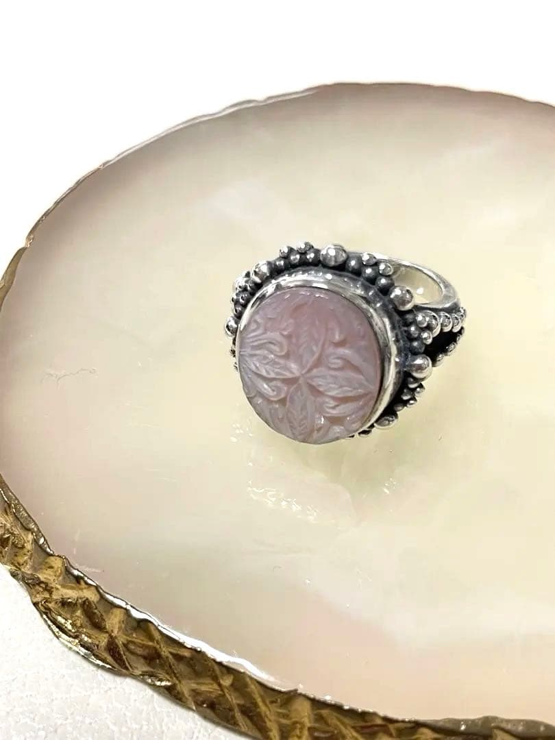 Stephen Dweck 彫りマザーオブパール 遊色が美しい存在感リング11号