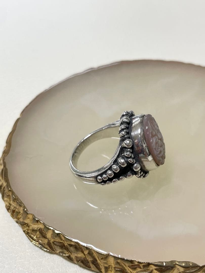 Stephen Dweck 彫りマザーオブパール 遊色が美しい存在感リング11号