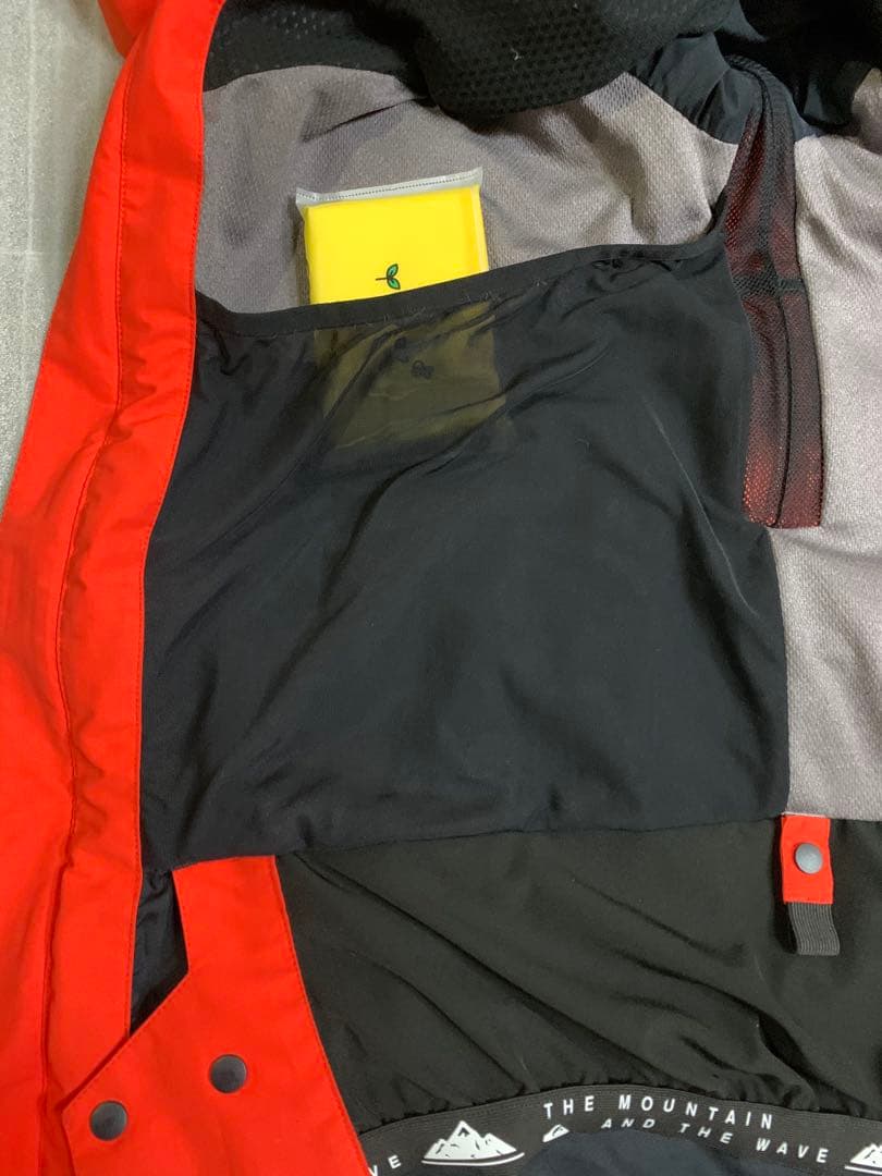 スノーボードウエア　Quick silver　クイックシルバー　Ｌサイズ　スノポ