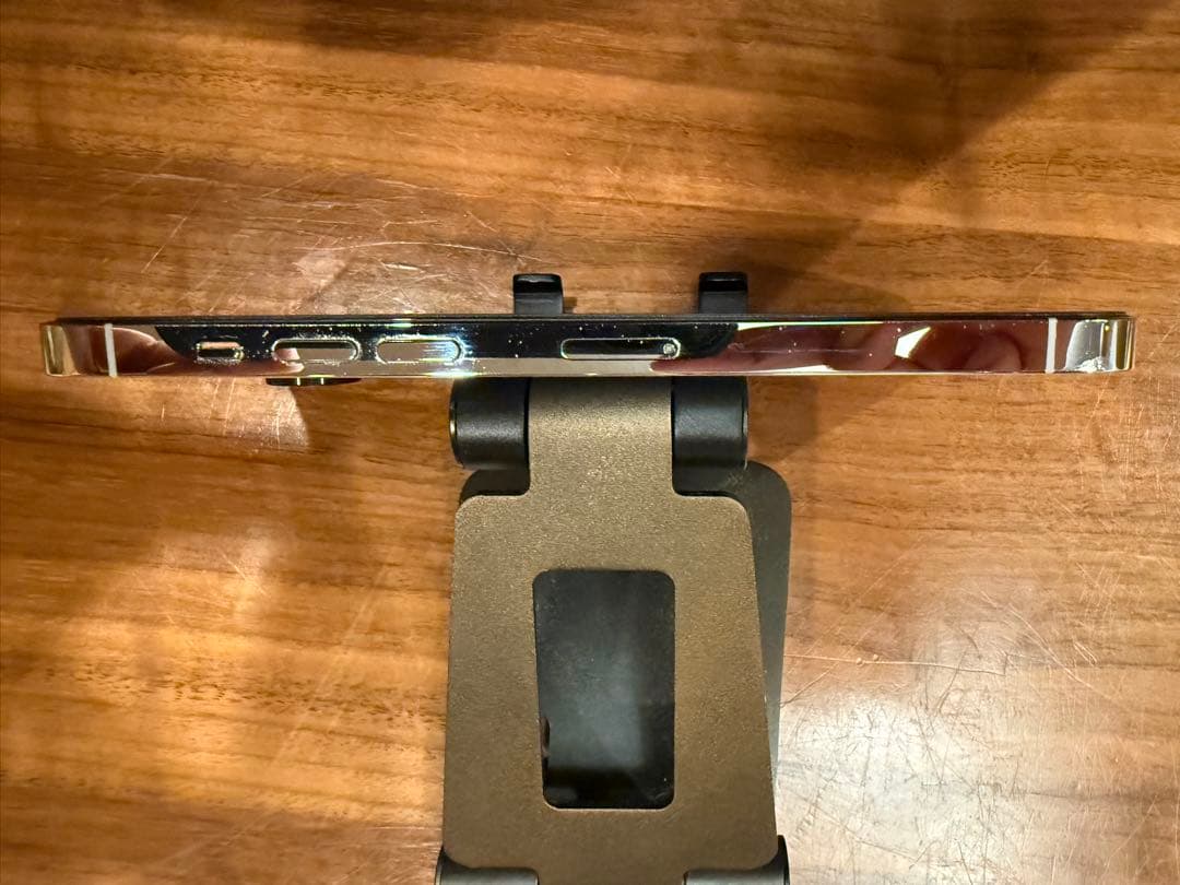 Apple iPhone 14 プロマックス　シルバー 本体　SIMフリー