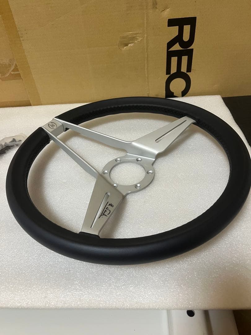 正規品　NARDI ナルディ　ノバンテシモ　クラシック　リング 限定品