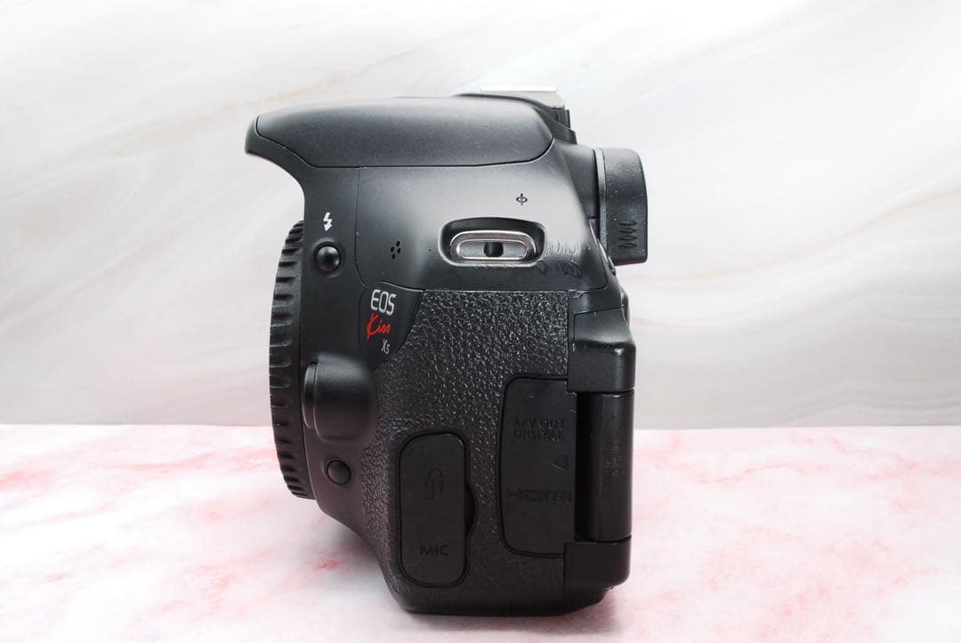 手ぶれ補正付き✨Canon EOS Kiss X5★一眼レフ★標準レンズ