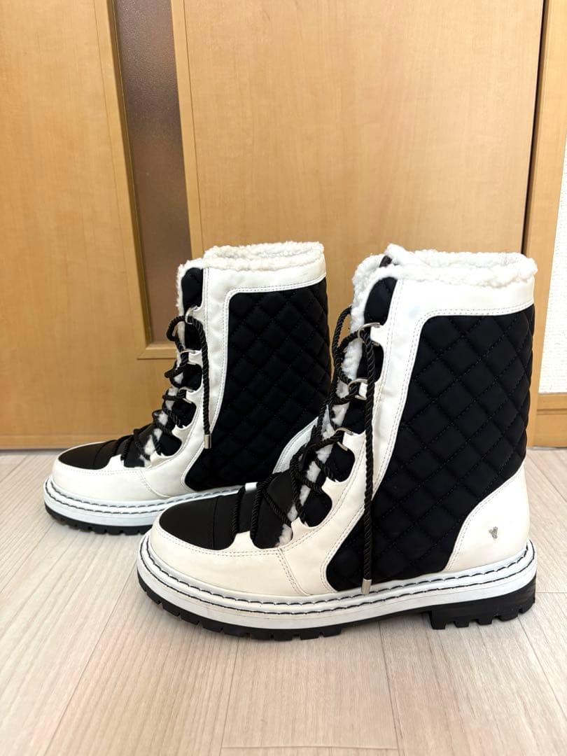 YELLO キルティングショートブーツ