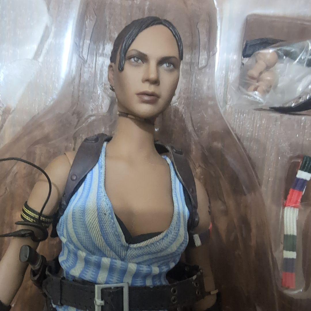 値下げ交渉可 ホットトイズ 1/6 シェバ・アローマ BSAA バイオハザード5