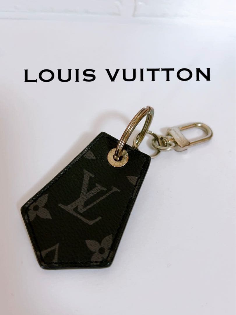 ルイヴィトン　LOUIS VUITTON キーホルダー　モノグラム　ブラック