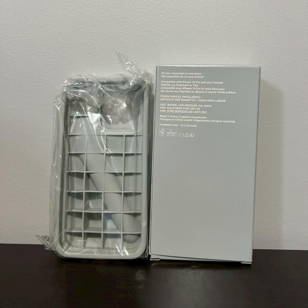 rhode iPhone用ソフトケース グレー