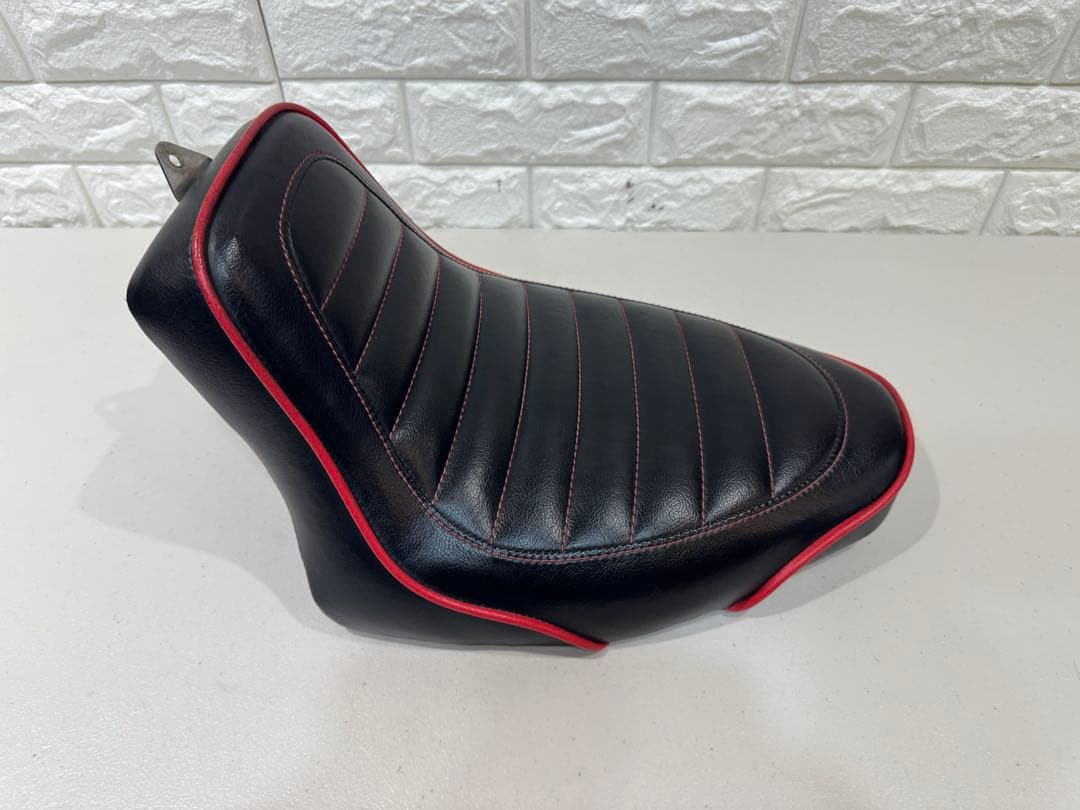 ソフテイル　タックロール　ソロシート　evo ツインカム　TC88 FLST