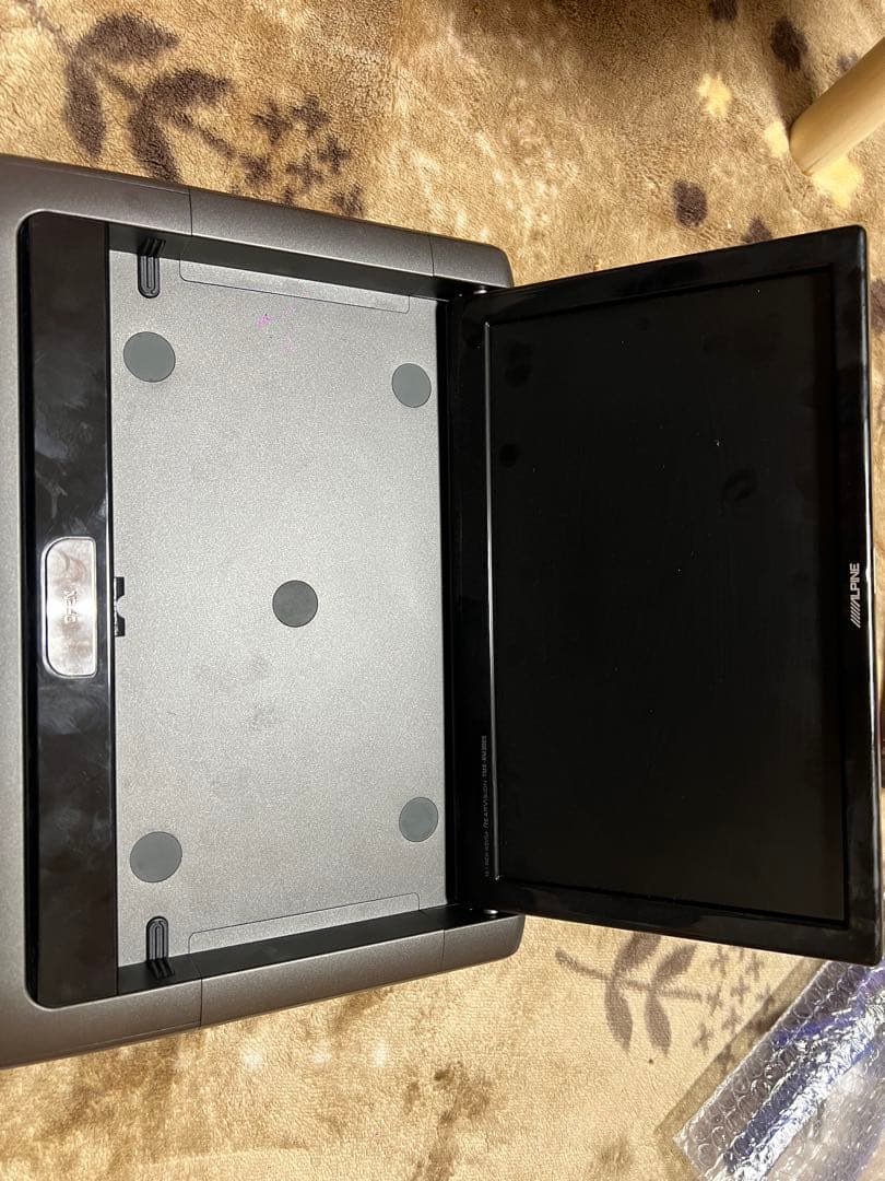 テレビ ALPINE 10.1 INCH WSVGA REARVISION