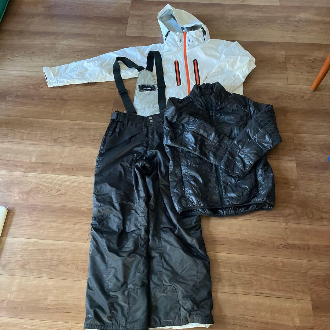 値下げ　オンヨネ スキーウェア　スノボウェア　セット　インナーダウン付き