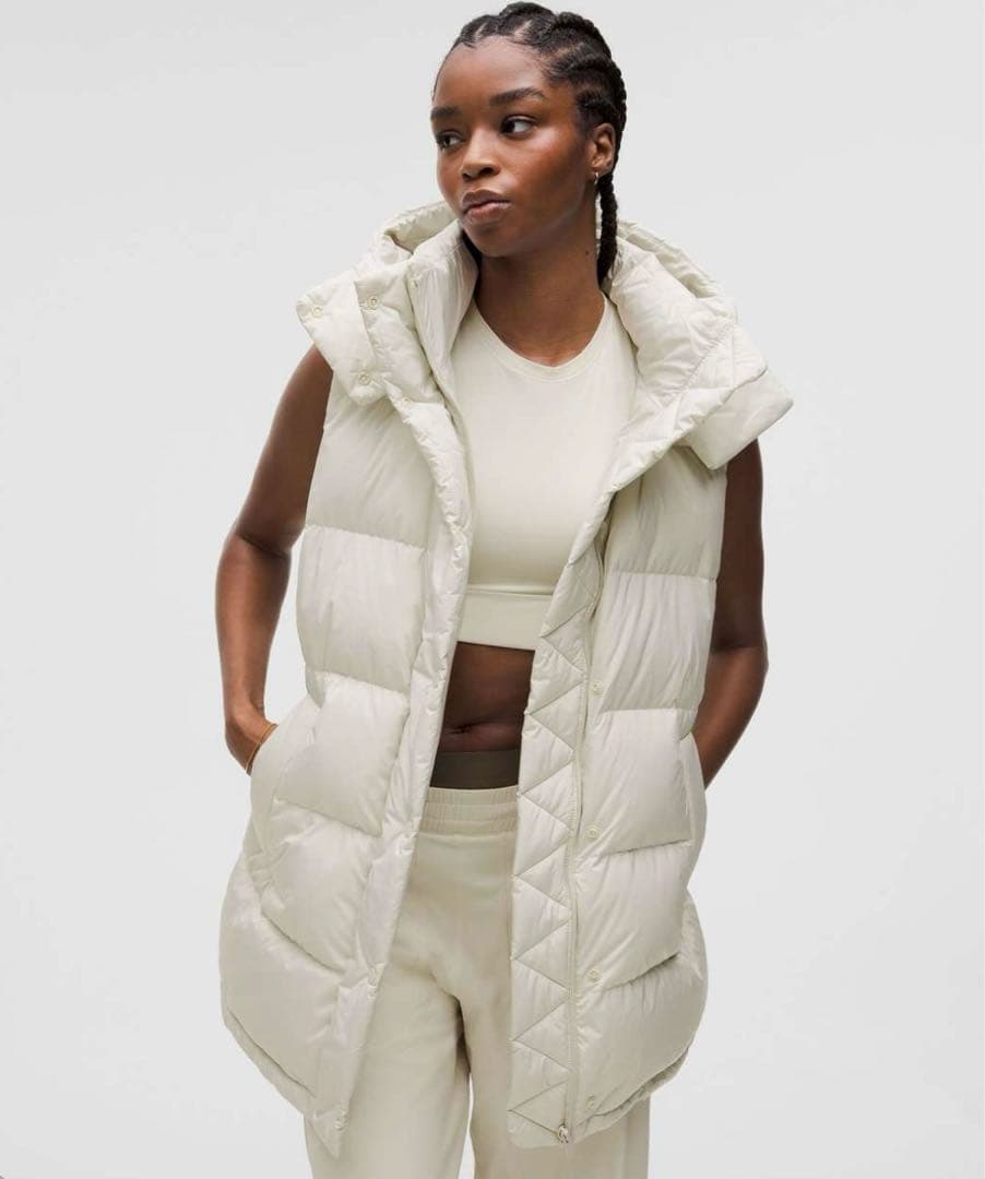 ルルレモン　ダウンベスト