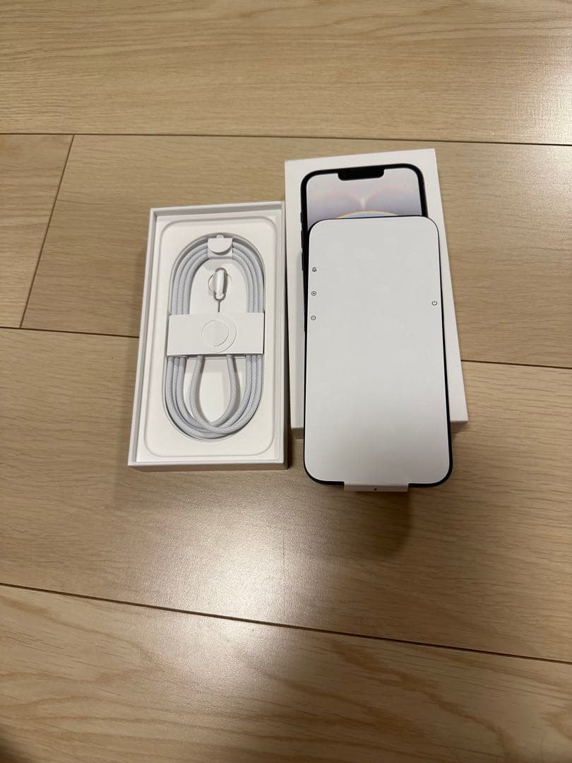 Apple iPhone 16e128GB ブラック 未開封 SIM フリー