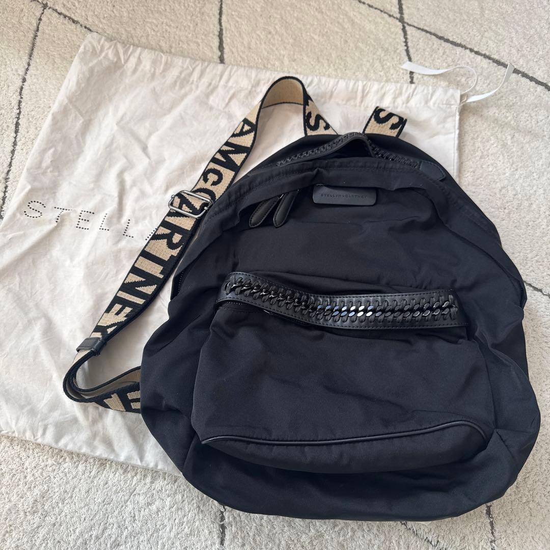 ステラマッカートニー ロゴストラップバックパック　リュック