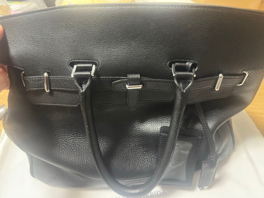 ペッレモルビダ PELLE MORBIDAMB026A-フラップボストンバッグ黒